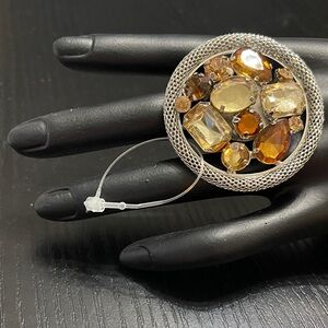 Elegant Silver and Gold-Toned Brooch Ring 0452